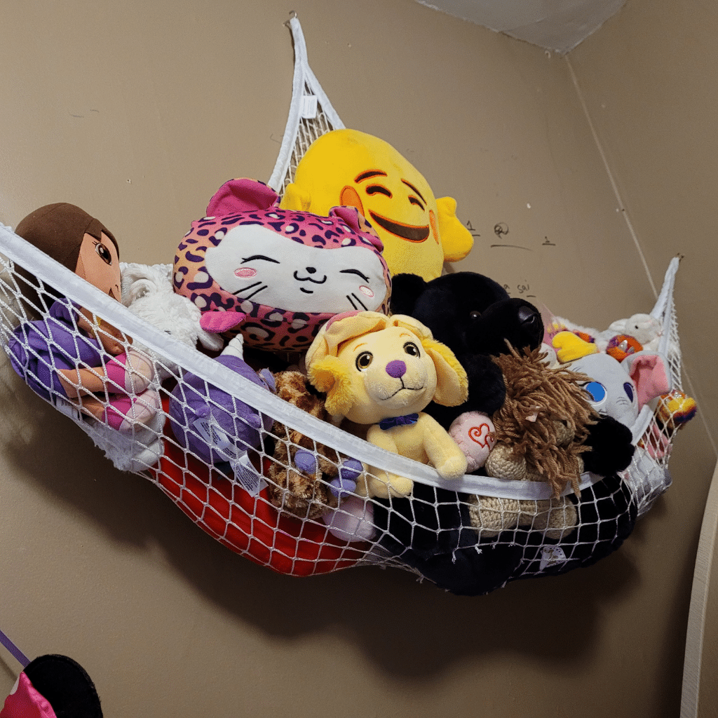stuffed toys hanging
